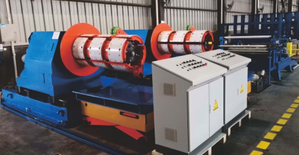 /uploads/image/2025/07/17/pu-sandwich-panel production-line-1.jpg pu-sandwich-panel production-line-1.jpg